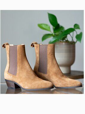 NEW Odissì Italian Suede Booties